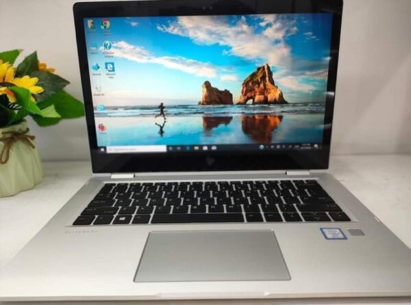 HP EliteBook 1030 G2